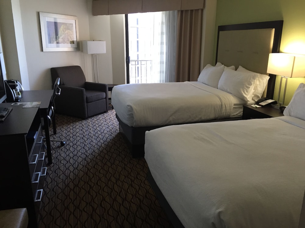 Holiday Inn Corpus Christi Downtown Marina an IHG Hotel - photo 4