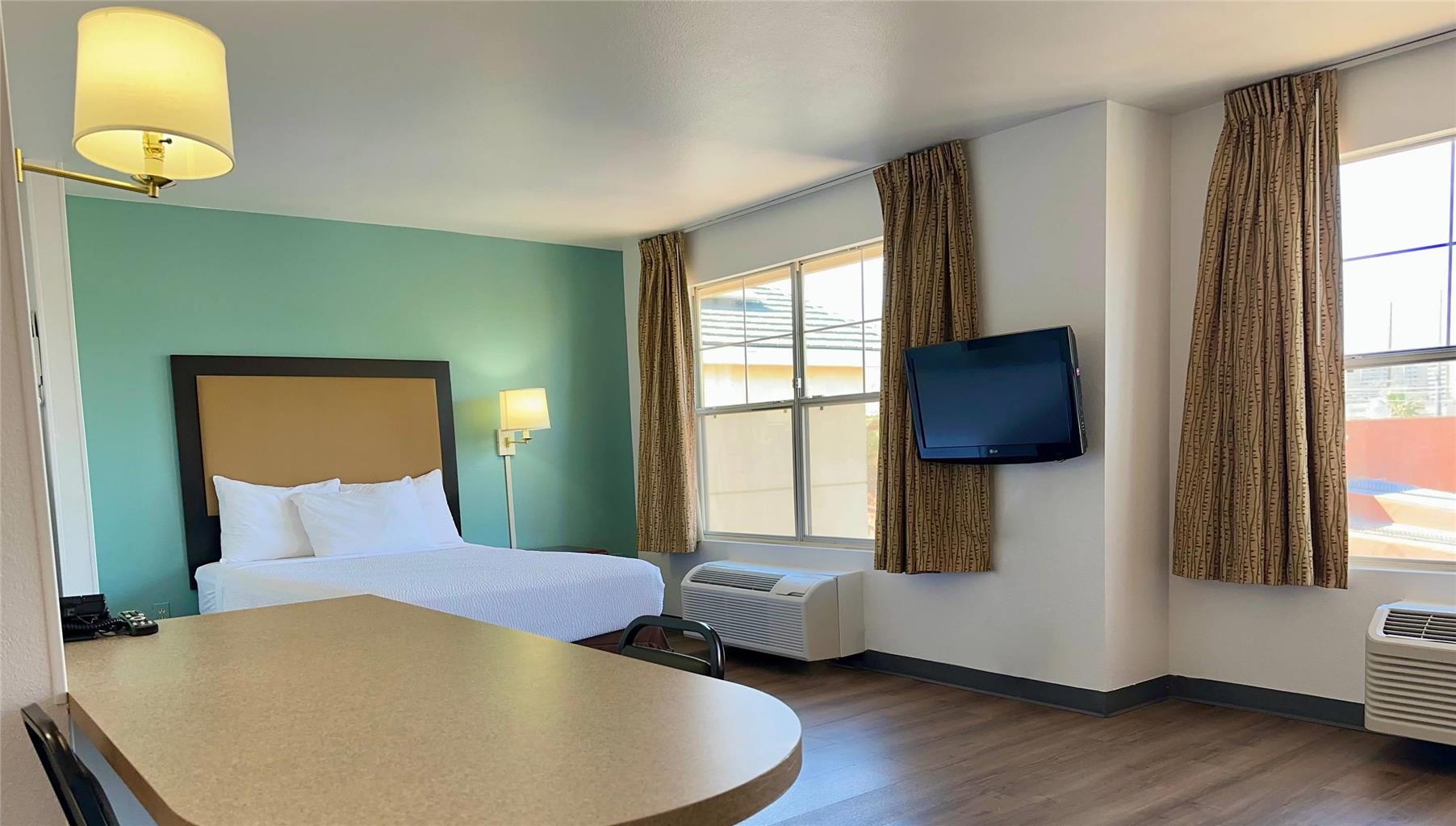 MainStay Suites Las Vegas Flamingo - photo 23