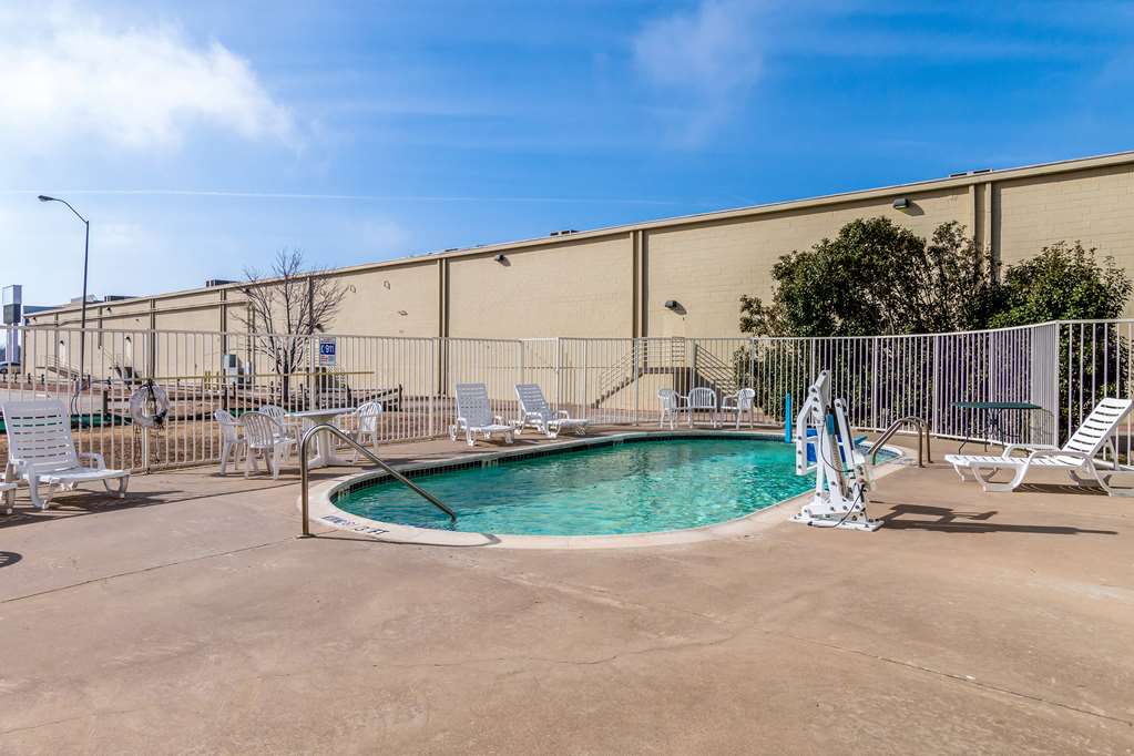 Motel 6 North Richland Hills TX NE Fort Worth - photo 4