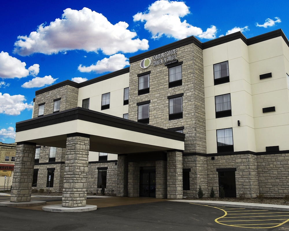 Cobblestone Hotel & Suites Two Rivers - featured photo
