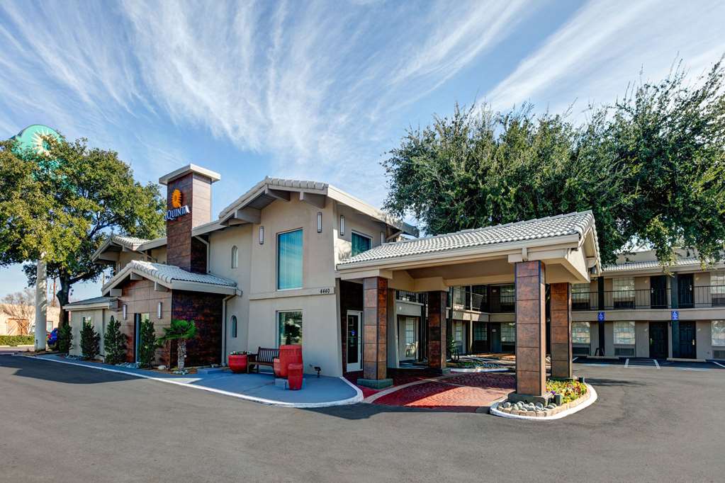 La Quinta Inn by Wyndham Dallas Uptown - photo 11