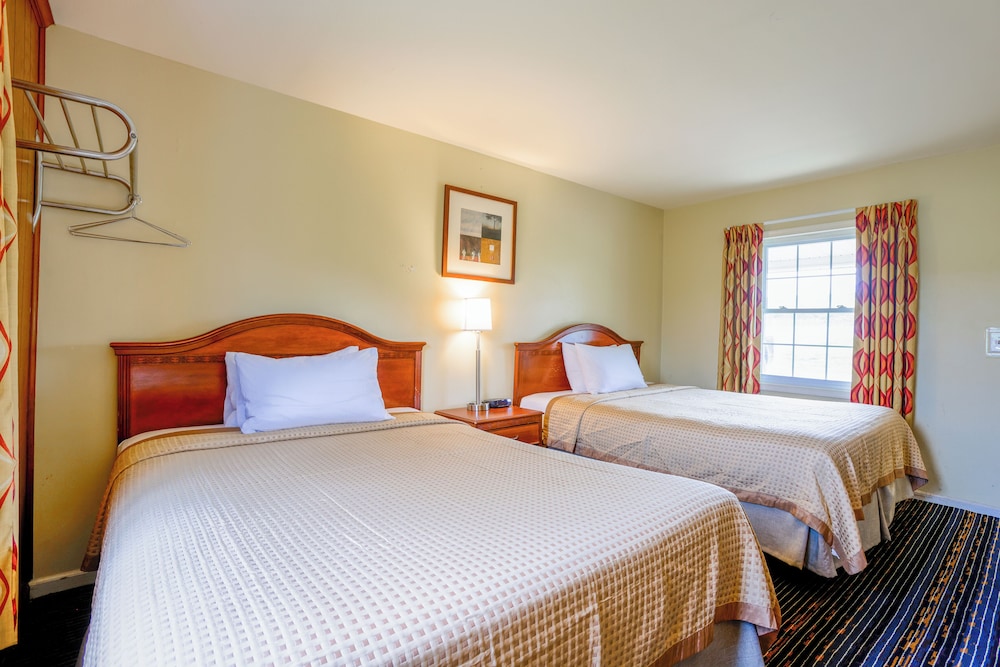 Relax Inn By OYO Natural Bridge I 81 - photo 14