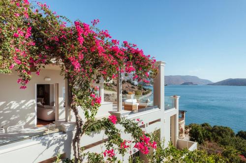 Villa Heliopetra — 4-Star Luxury Hotel in Elounda, Greece