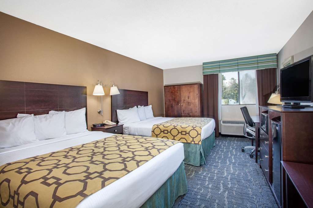 Baymont by Wyndham Saraland - photo 13