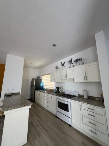 Lucardo 5 Estrelas Para Vivir La Paz in La Paz, Mexico