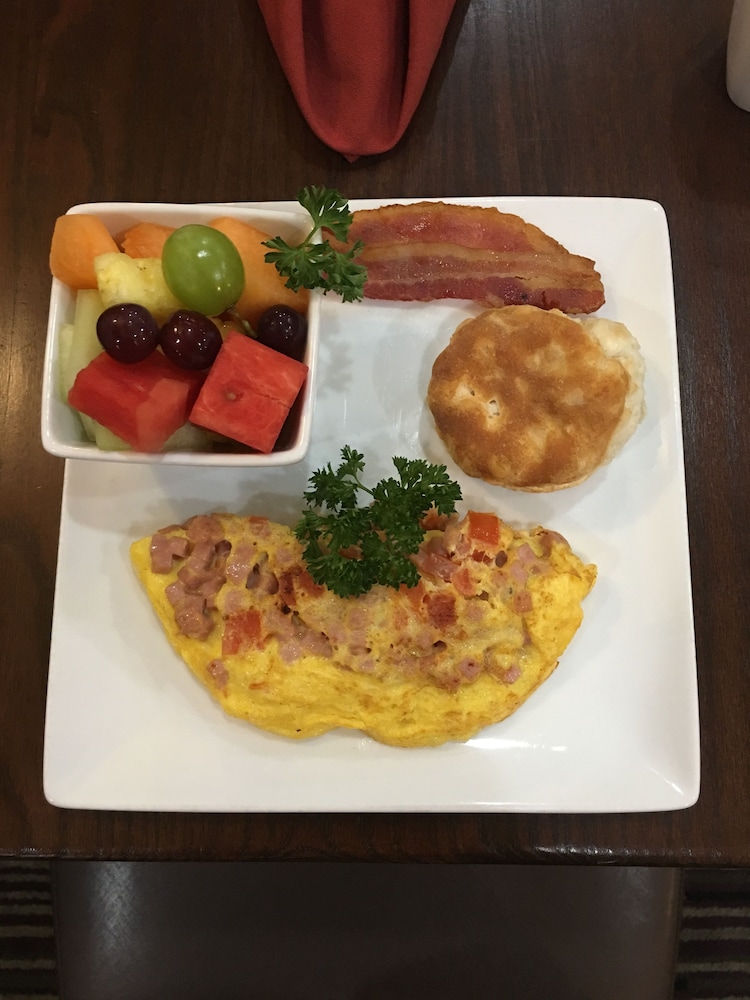 Holiday Inn Tyler Conference Center by IHG - photo 40