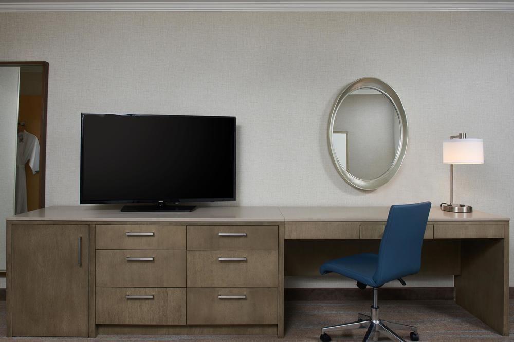 DoubleTree by Hilton Irvine Spectrum - photo 7