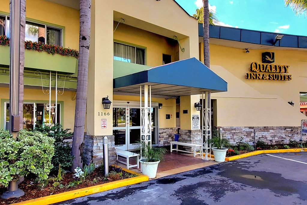 Quality Inn & Suites Anaheim At The Park - photo 6