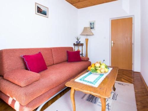 Apartments Anka One Bedroom Apartment with Balcony and Sea View