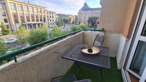 Main Square 5 Star Luxury Apartment with View — 4-Star Luxury Hotel in Cluj-Napoca, Romania
