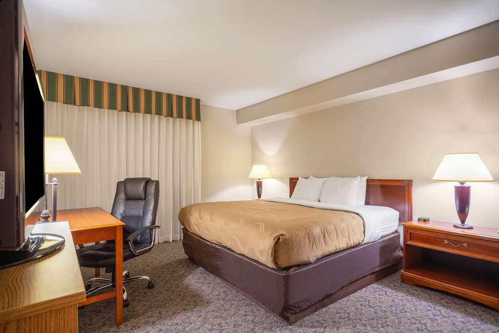 Suburban Studios I 80 Grand Island - photo 26