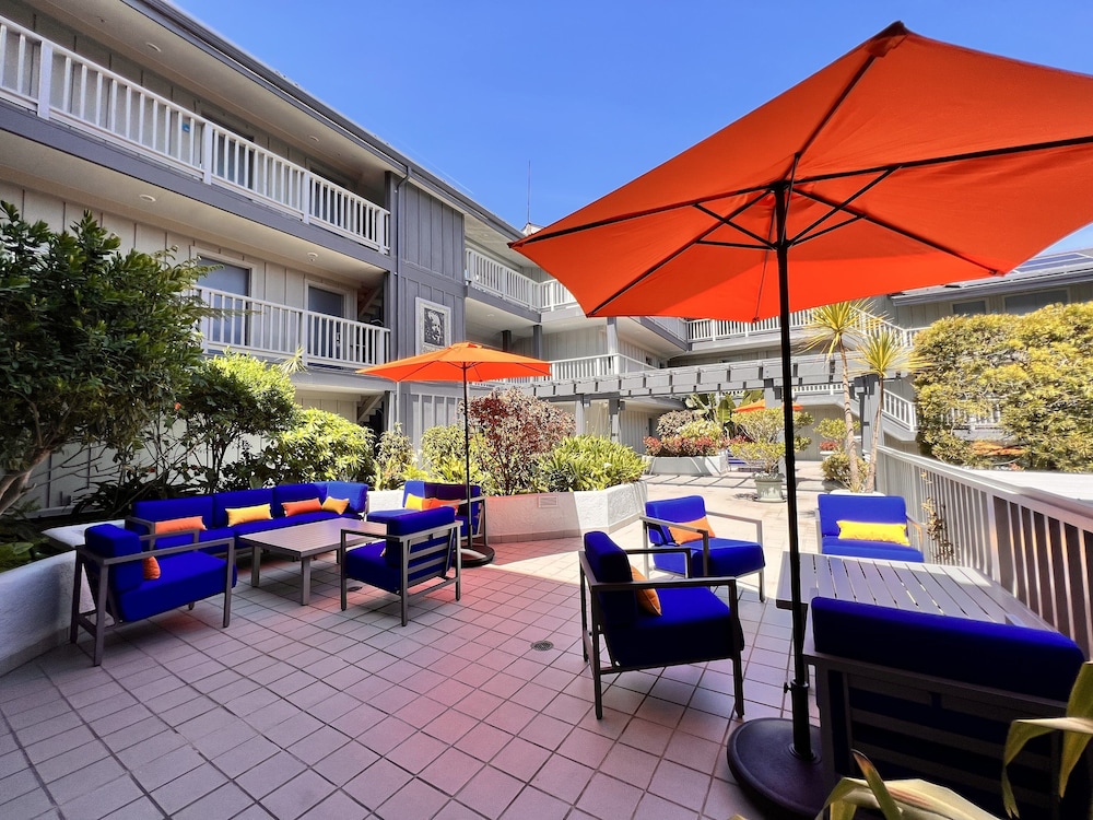 Holiday Inn Express Monterey Cannery Row by IHG - photo 26