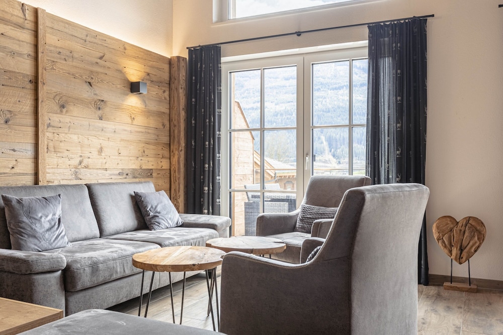 Superior Ferienhaus # 5A mit Sauna in Uttendorf, Austria