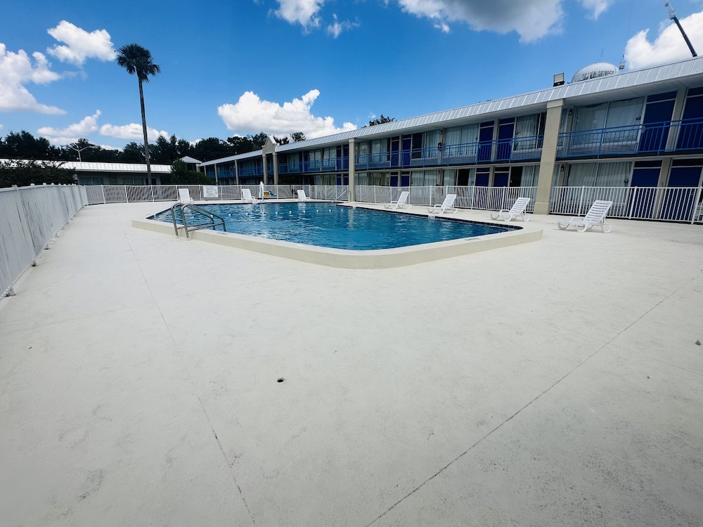 Rodeway Inn Silver Springs Ocala East - photo 31