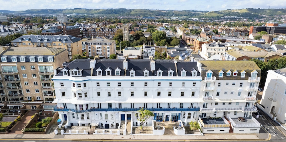 OYO The Southcliff Hotel in Folkestone, United Kingdom