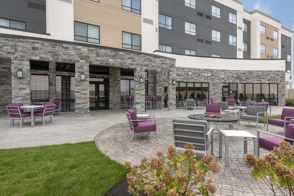 Courtyard by Marriott Cleveland Elyria - photo 27