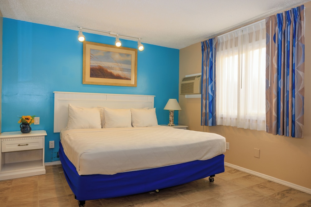The White Sands Oceanfront Resort & Spa - photo 23
