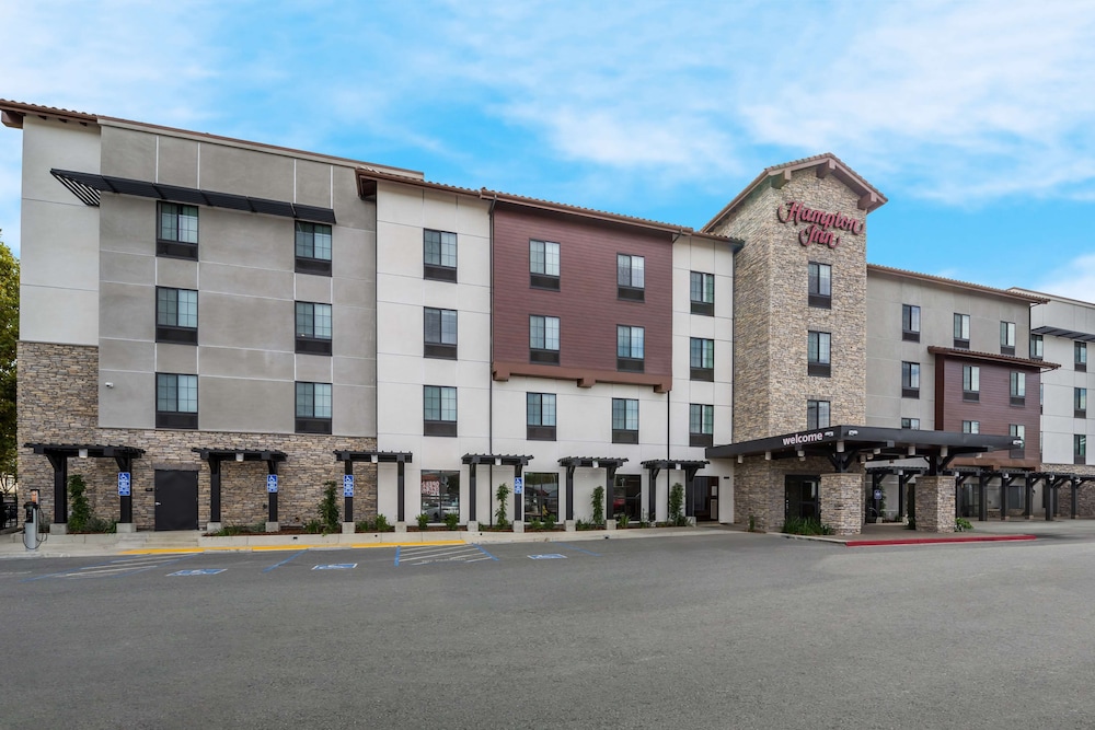 Hampton Inn by Hilton Concord - photo 22