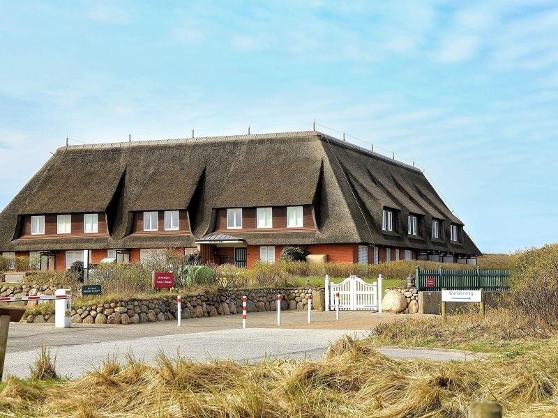 Ferienwohnung Kliffsand — 5-Star Luxury Hotel in Sylt-Ost, Germany