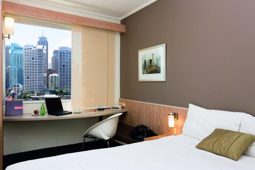 Sydney Darling Harbour Waterfront — 4-Star Luxury Hotel in Sydney, Australia