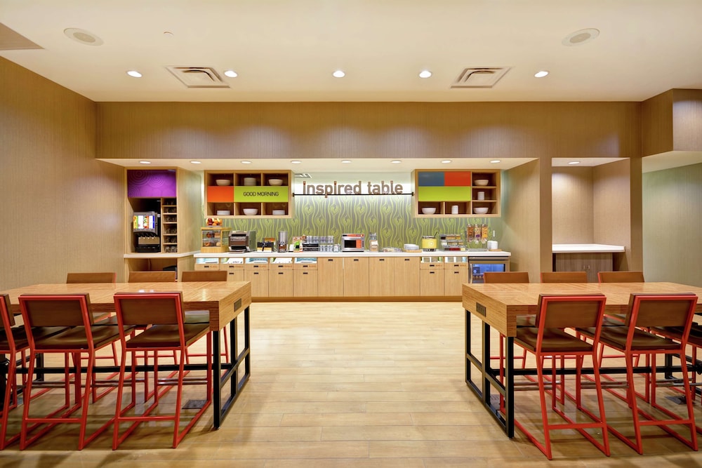 Home2 Suites by Hilton at the Galleria - photo 24