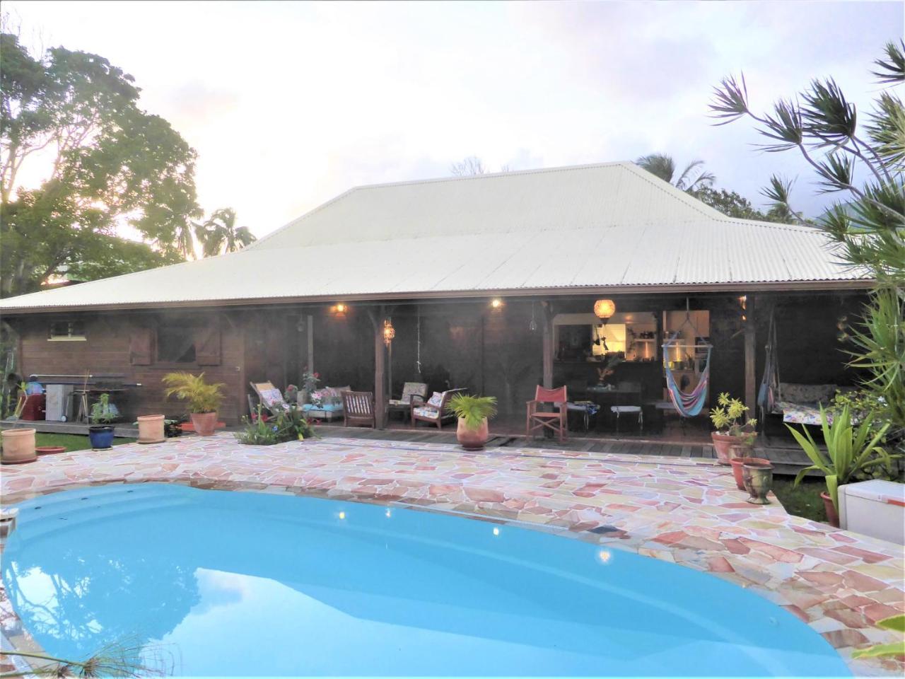 Caribbean Ashanti Lodge — 4-Star Luxury Hotel in Trois-Rivieres, Guadeloupe