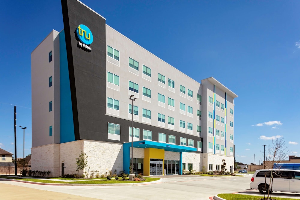 Tru by Hilton Cypress Houston - photo 21