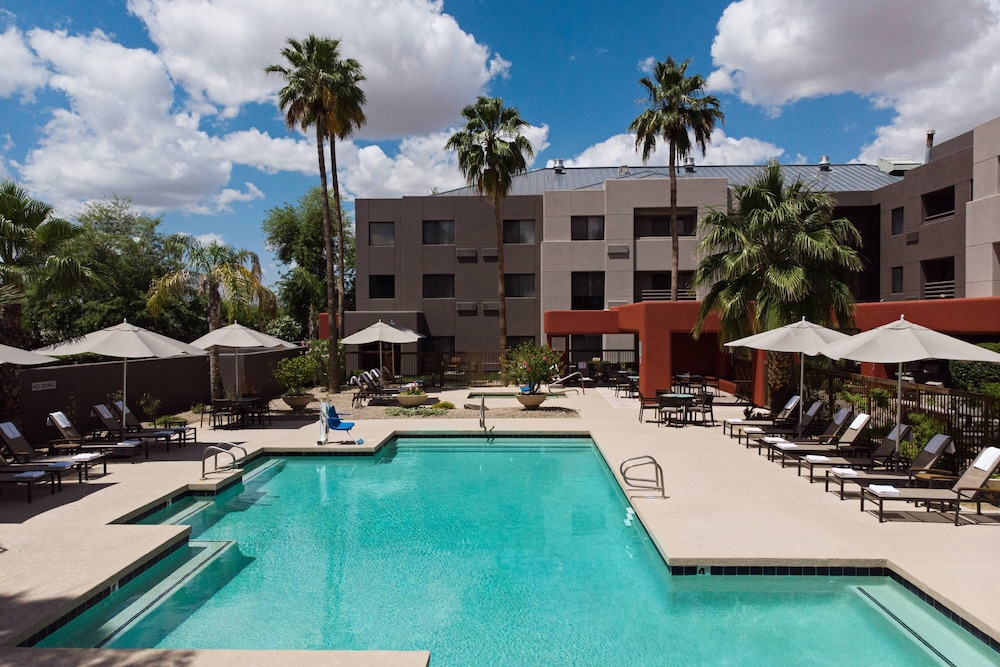 Courtyard by Marriott Scottsdale North - photo 18