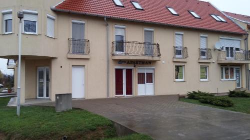 Éva Apartman — Szigetvar — photo 3