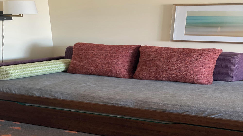 Holiday Inn Kalamazoo West - photo 22