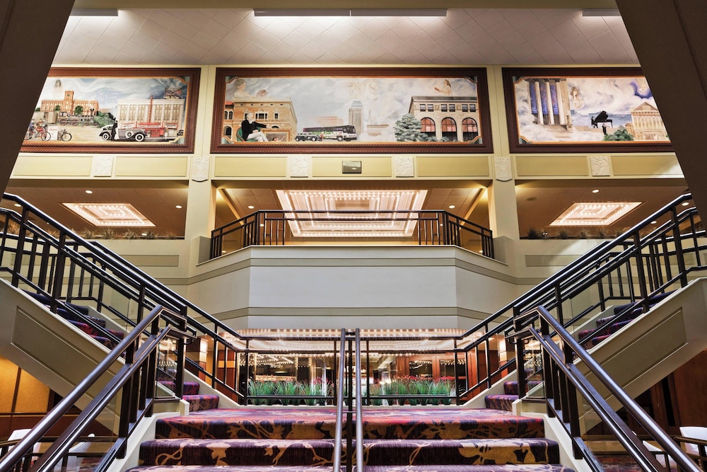 Sheraton Springfield Monarch Place Hotel - photo 20