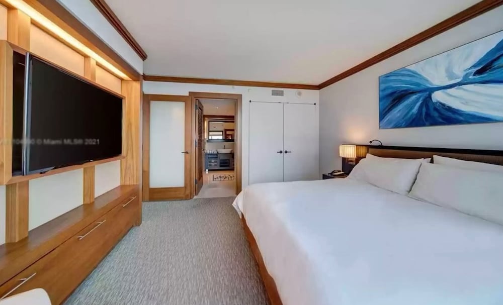 Luxury Condo Wellness Spa Resort By LMC - photo 8