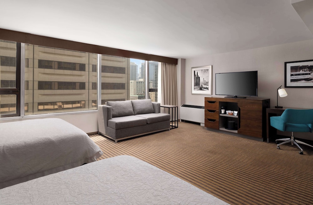 Hampton Inn Chicago Downtown Magnificent Mile - photo 8