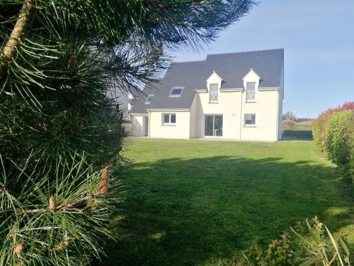 Plages A Pied — hotel in Saint-Coulomb