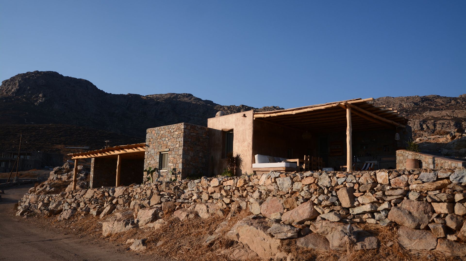 Pénde Natura Residences — 4-Star Luxury Hotel in Serifos, Greece