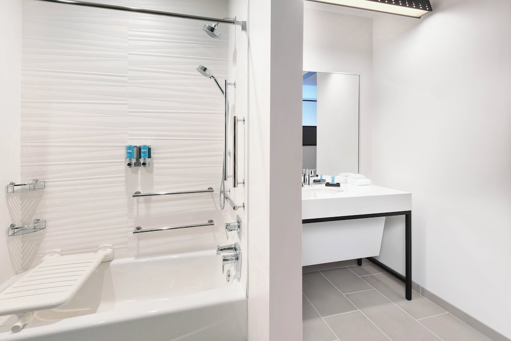Aloft Cincinnati West Chester - photo 9