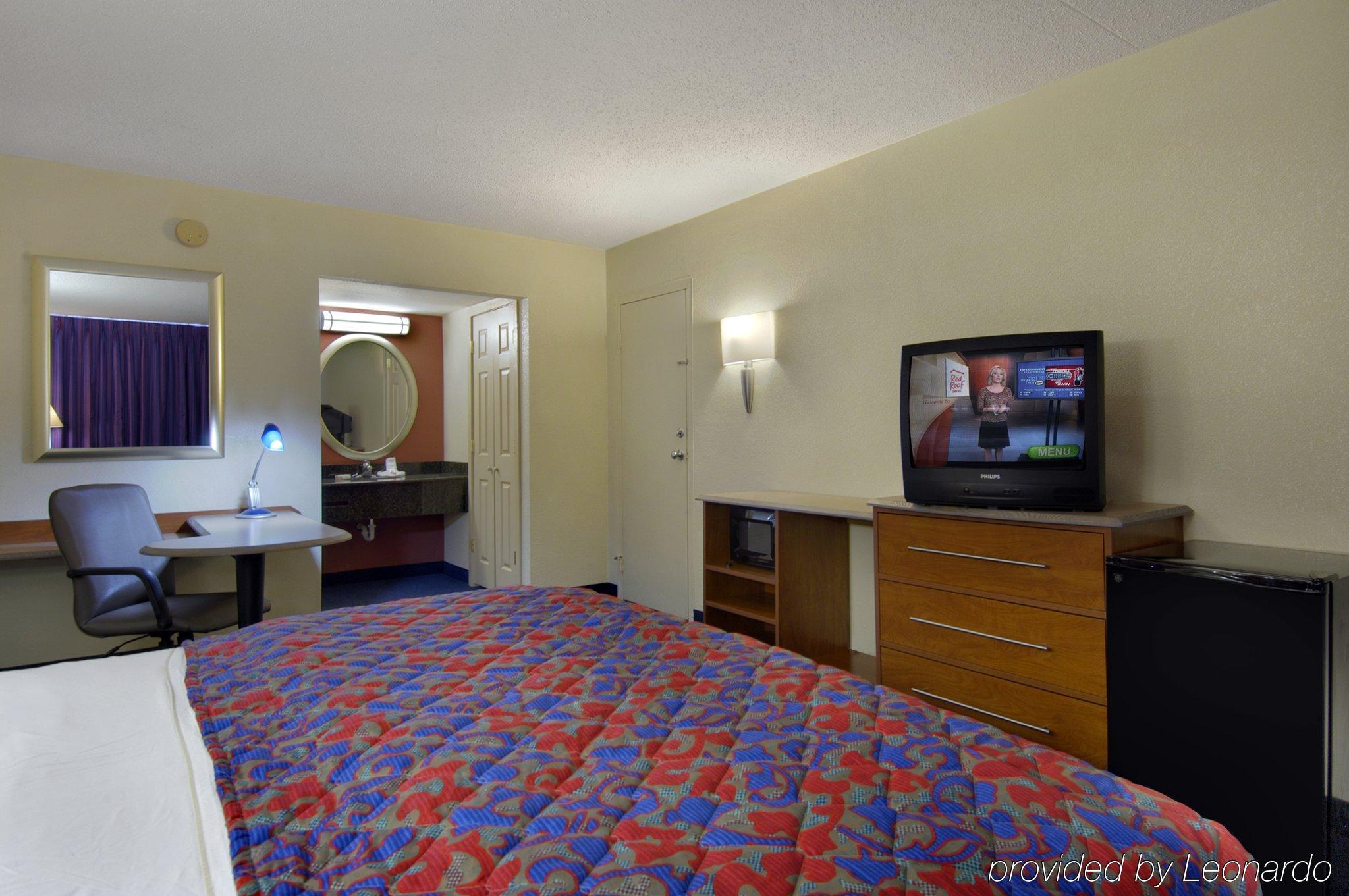 Quality Inn Lord Paget - photo 3