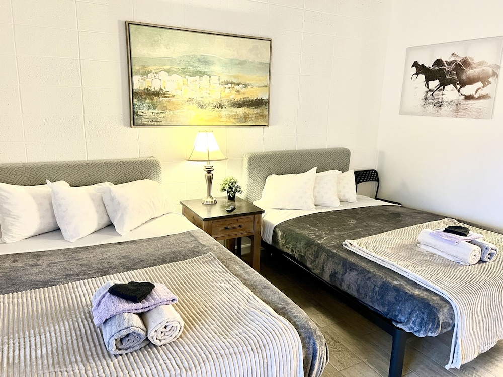 Sussex Motel - photo 14
