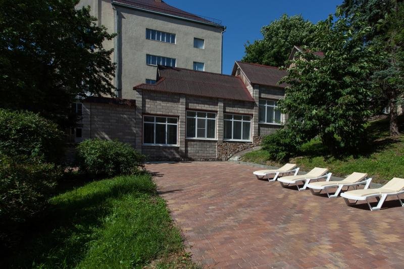 Beshtau — hotel in Zheleznovodsk