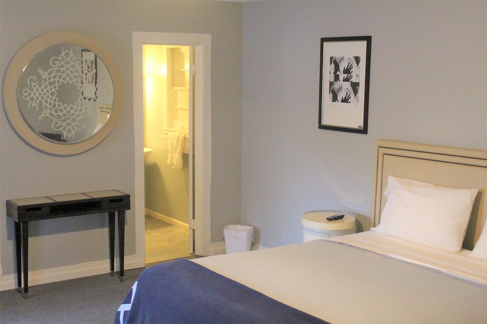 The Grand Motel - photo 11