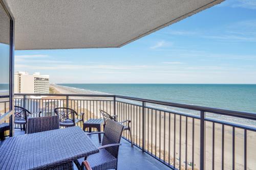 Ocean Reef Resort Unit 1026 4 Bedroom 3 Bath Direct Oceanfront — hotel in Myrtle Beach