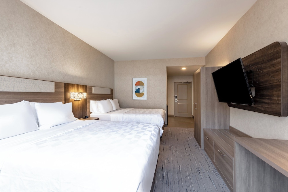 Holiday Inn Express Hotel & Suites Missoula by IHG - photo 24