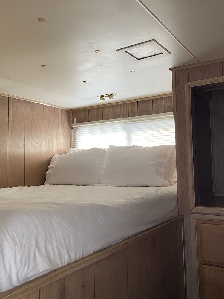 Mangrove Marina and Resort Aqualodge Houseboats - photo 23