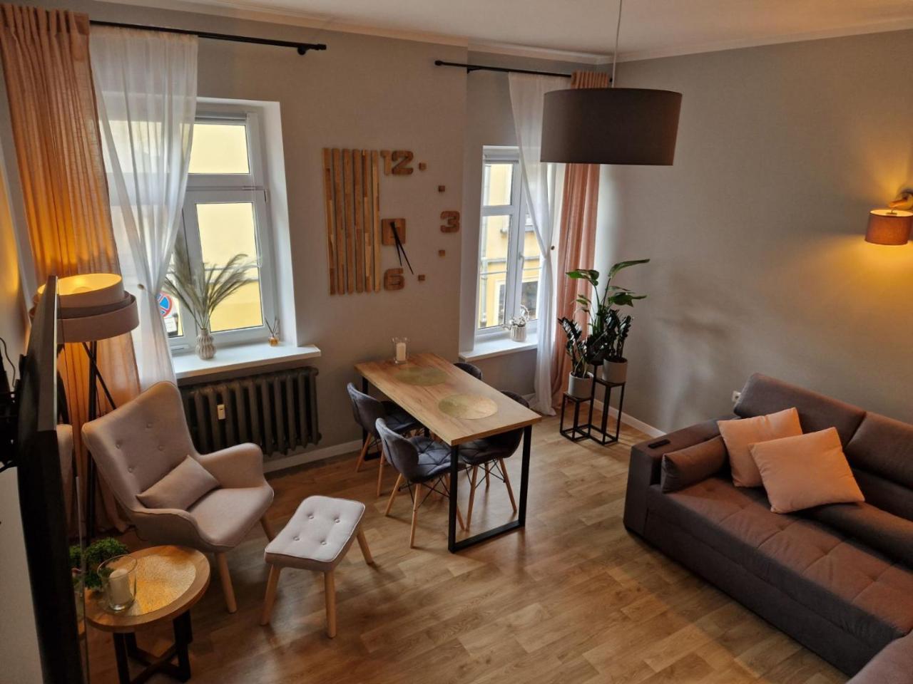 Apartament Ratuszowy DeLuxe — 4-Star Luxury Hotel in Jelenia Gora, Poland