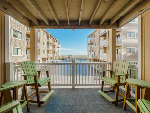 Sand Pebbles #A3 Pelican Perch — 4-Star Luxury Hotel in Carolina Beach, United States