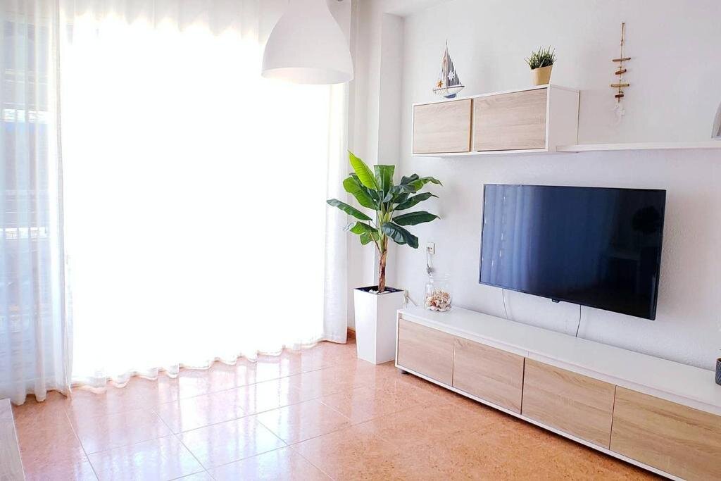 BEACH HOUSE AGUILAS Excelente Ubicacion Centro con Vistas Playa Delicias con Aire — 4-Star Luxury Hotel in Aguilas, Spain