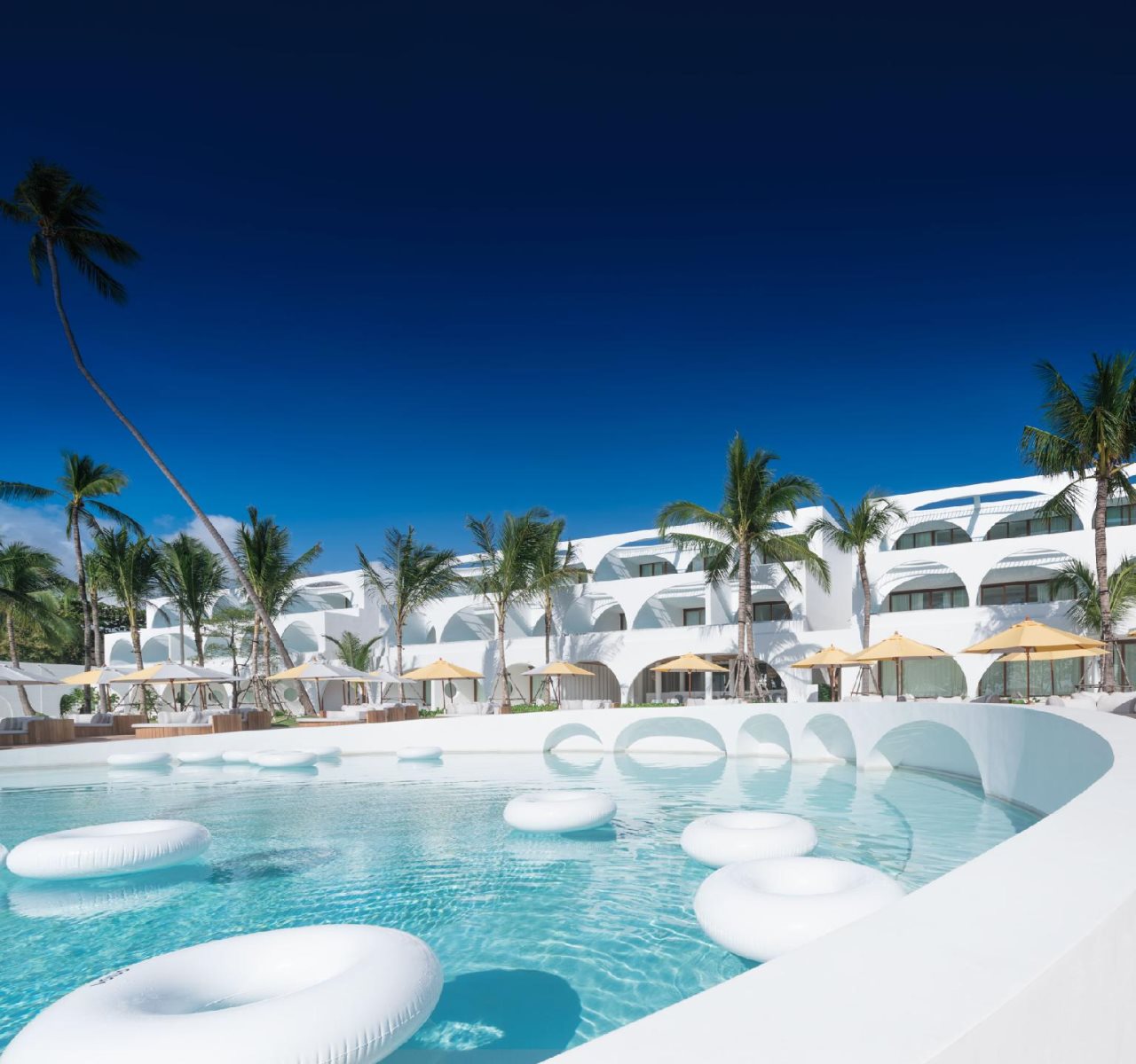 SALA Samui Chaweng Beach Resort — 5-Star Luxury Hotel in Koh Samui, Thailand