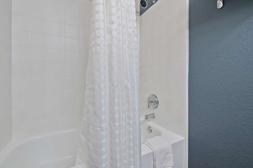 Extended Stay America Suites Miami Airport Blue Lagoon - photo 45