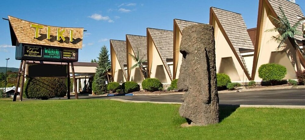 Tiki Resort — hotel in Glens Falls