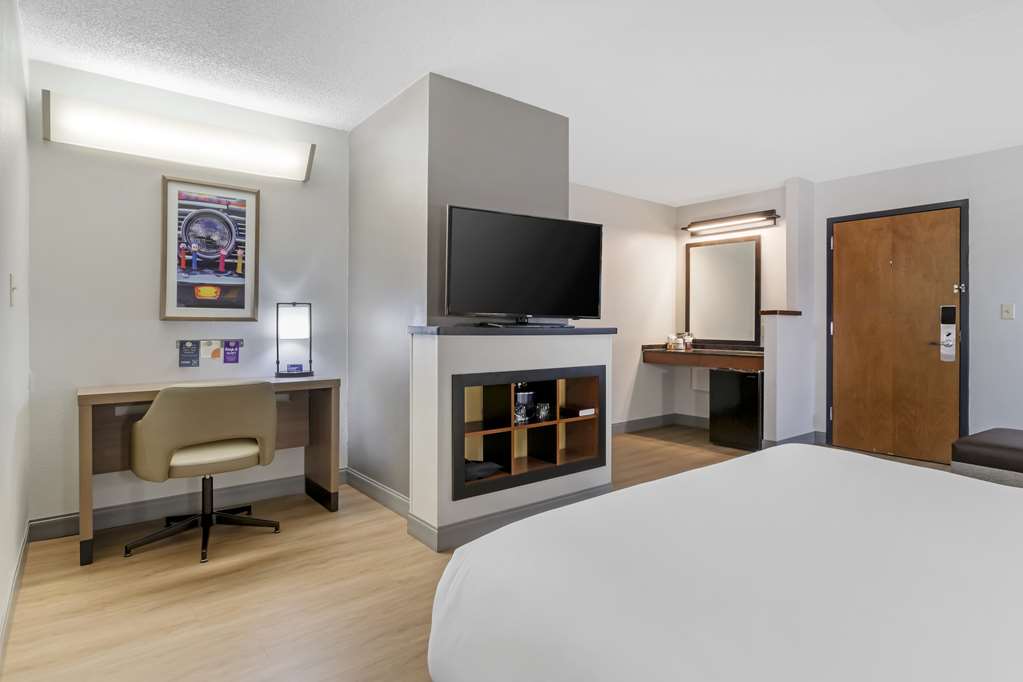 Hyatt Place Houston North - photo 33